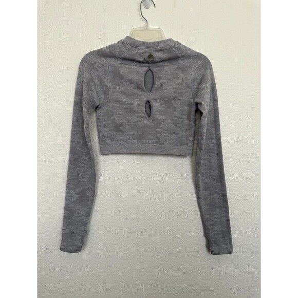 Gymshark Cropped Camo Seamless Long Sleeve Crop Top Gray Cutout Keyhole Medium - Picture 6 of 9